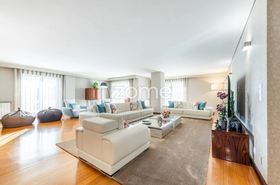 Apartamento de luxo T4